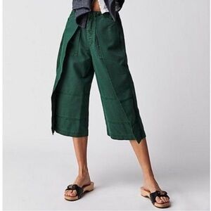 NWOT Free People Keep Calling Crop Pants
